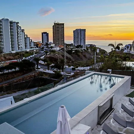 Nirvana - Luxury With Heated Pool *