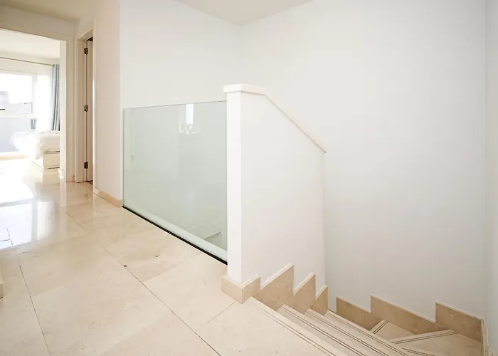 Nirvana - Luxury With Heated Pool