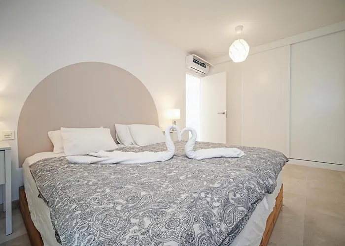 Holiday home Nirvana - Luxury With Heated Pool Playa Paraiso (Tenerife)