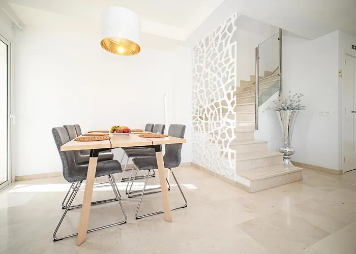 Holiday home Nirvana - Luxury With Heated Pool Playa Paraiso (Tenerife)