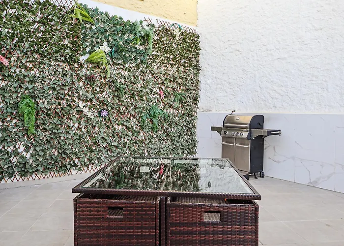 Nirvana - Luxury With Heated Pool