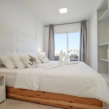 Vakantiehuis Nirvana - Luxury With Heated Pool