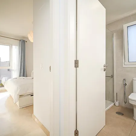 Nirvana - Luxury With Heated Pool Vakantiehuis Playa Paraiso (Tenerife)