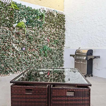 Nirvana - Luxury With Heated Pool