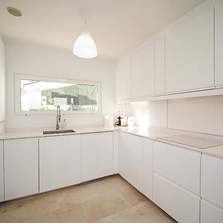 Σπίτι διακοπών Nirvana - Luxury With Heated Pool *